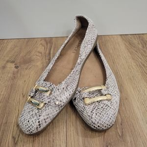 Aerosols Women's snakeskin flats